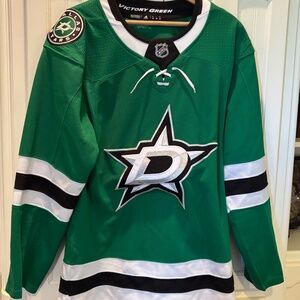 AUTHENTIC Adidas Dallas Starts NHL jersey in Victory Green